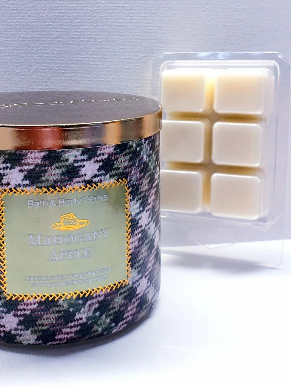 MAHOGANY APPLE -Bath & Body Works Candle Wax Melts- $8 per pack